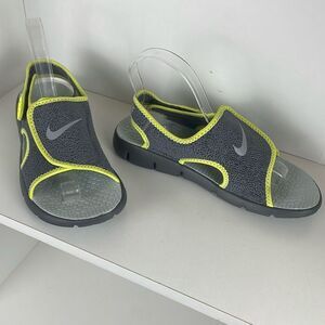 Nike Youth Comfort Sandals 5Y Gray Yellow